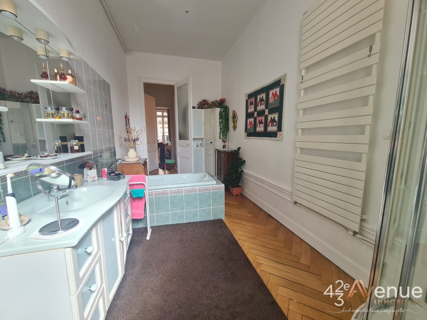 APPARTEMENT T6 A VENDRE - ST ETIENNE CENTRE VILLE - 204.7 m2 - 249000€