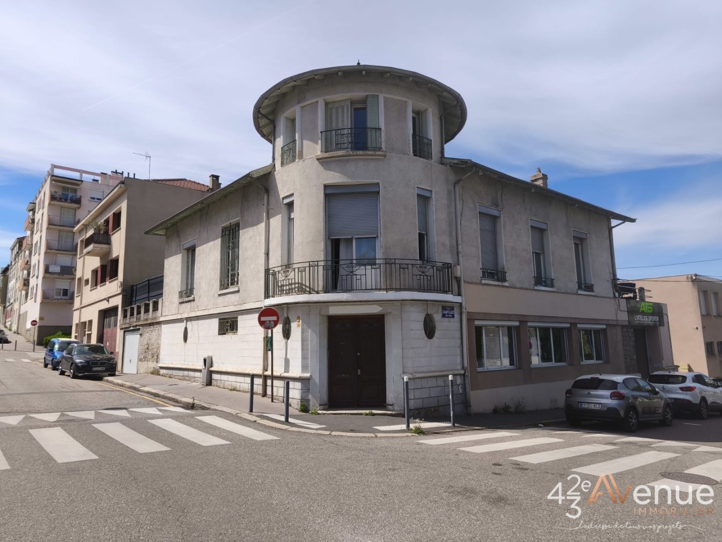 APPARTEMENT T6 A VENDRE - ST ETIENNE LA TERRASSE - 241 m2 - 299 000 &euro;