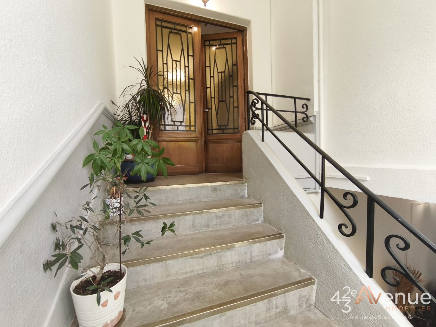 APPARTEMENT T6 A VENDRE - ST ETIENNE LA TERRASSE - 241 m2 - 299 000 &euro;