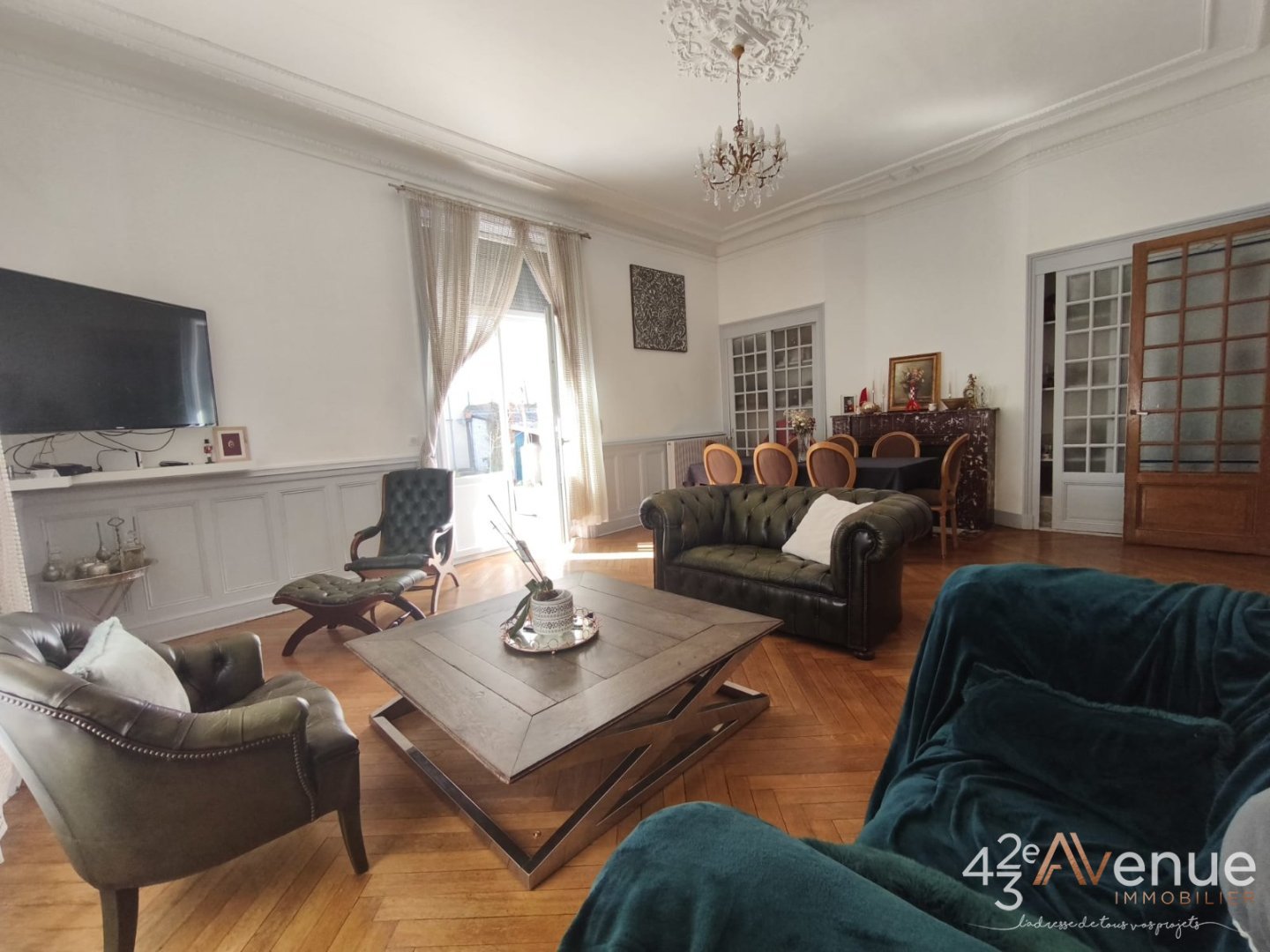 APPARTEMENT T6 A VENDRE - ST ETIENNE LA TERRASSE - 241 m2 - 299 000 &euro;
