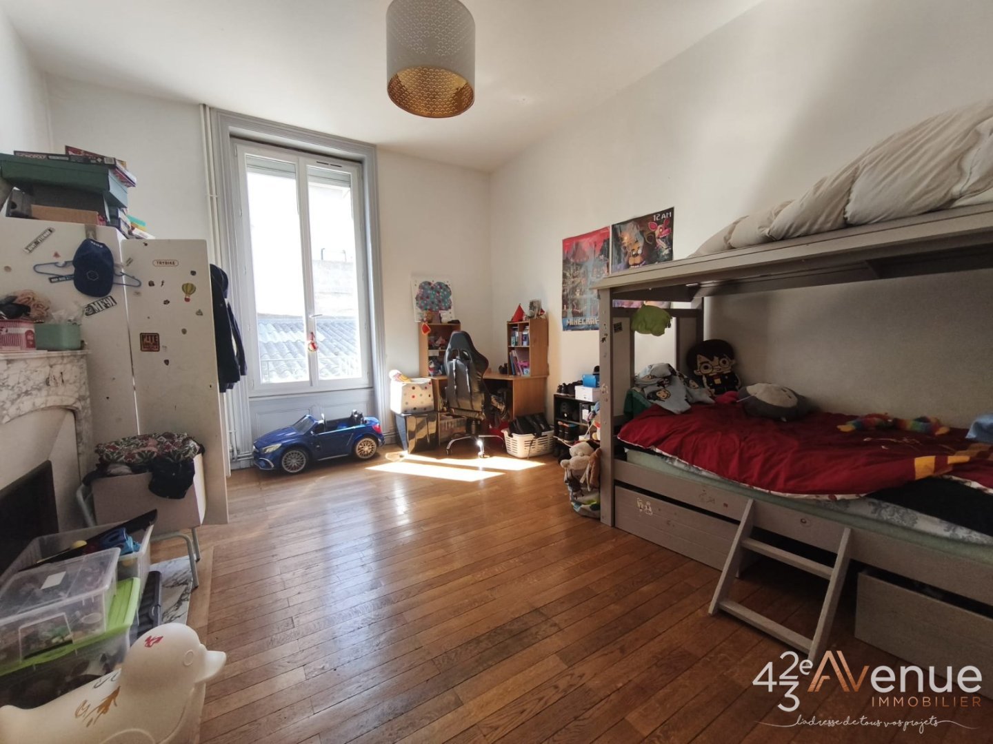 APPARTEMENT T6 A VENDRE - ST ETIENNE LA TERRASSE - 241 m2 - 299 000 &euro;